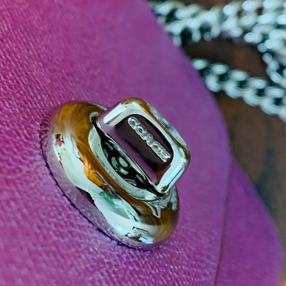 COACH - BRAND NEW - NEVER USED. First photo outside w/snow shows true color. - Picture 4 of 6